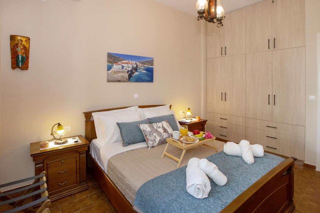Ruby'S Summer House With Spacious Garden And Free Parking Gavrio Ngoại thất bức ảnh