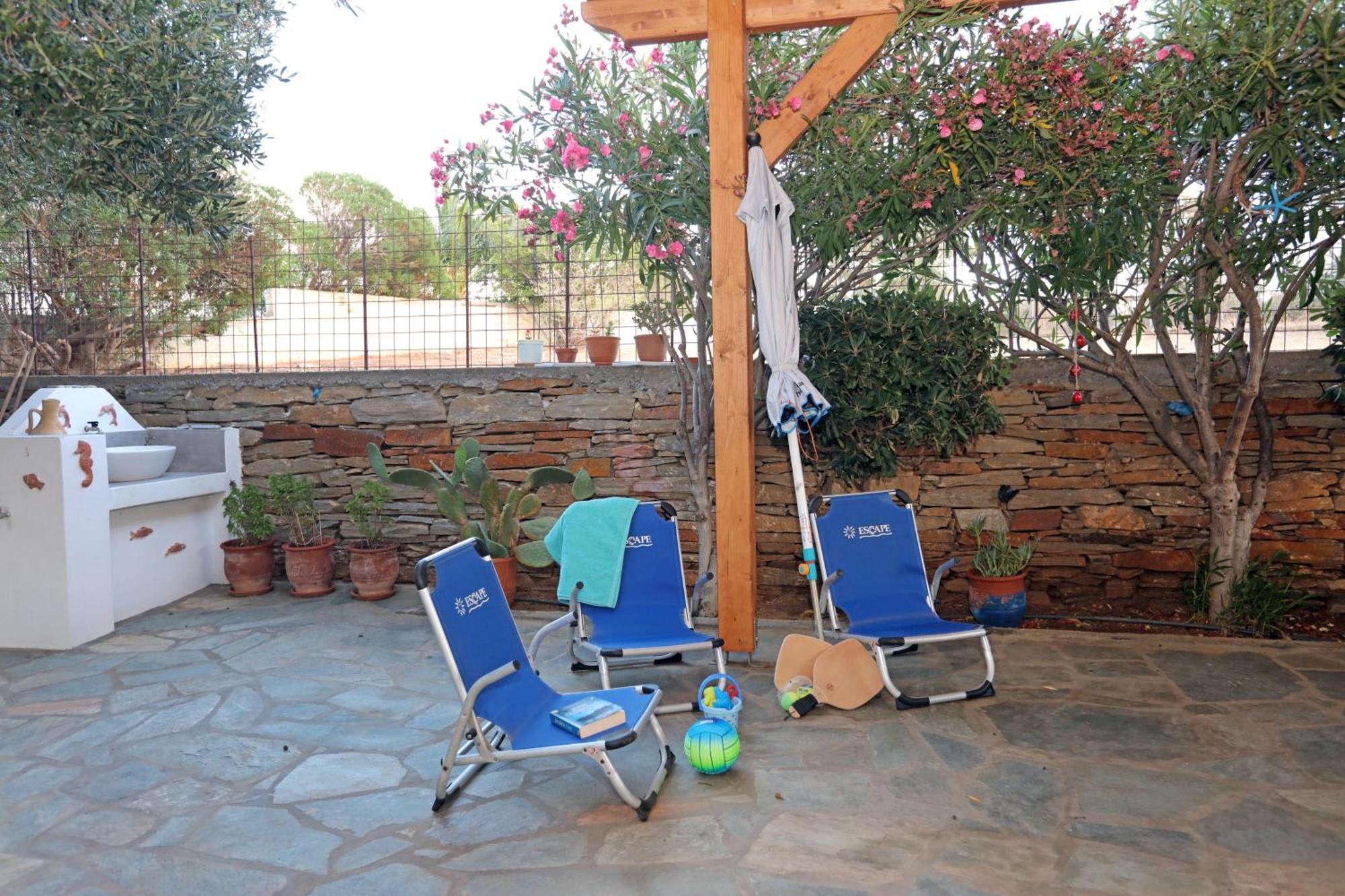 Ruby'S Summer House With Spacious Garden And Free Parking Gavrio Ngoại thất bức ảnh